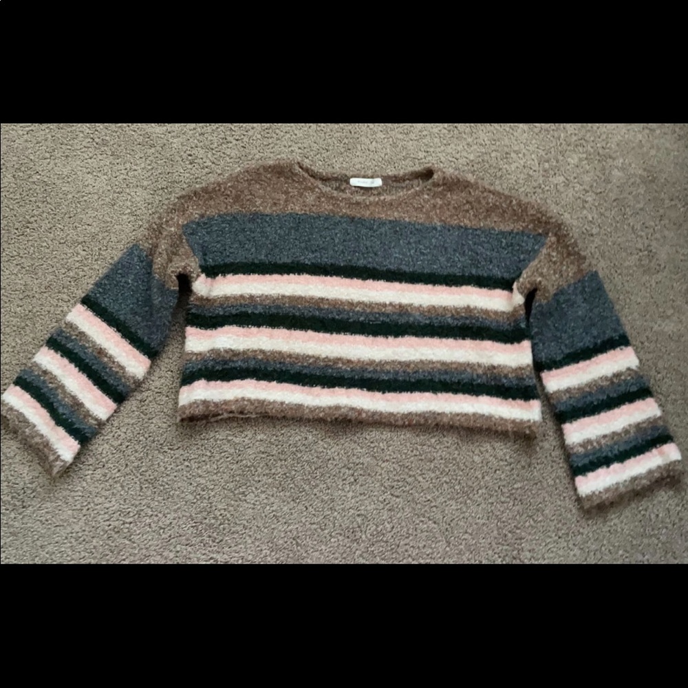 super cute sweater